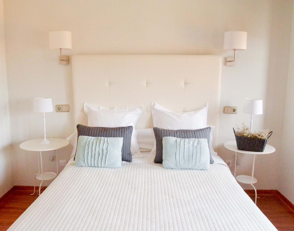 Hostal Carlos V Пуебла де Санабрия Стая снимка